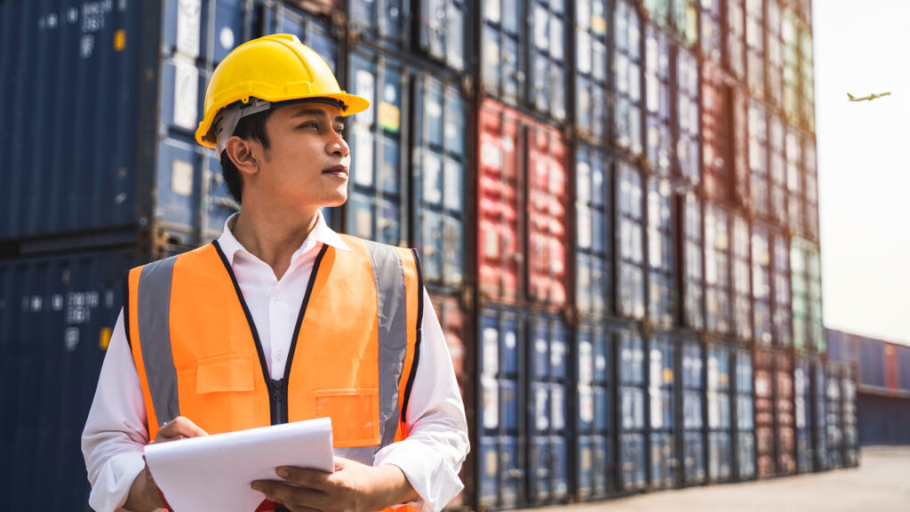 A correct document set prevents hold-ups at Australian borders. Document Description Commercial Invoice Full product details and declared value Packing List Weight, volume, and packaging type Bill of Lading / Air Waybill Proof of shipment Import Declaration For goods valued above AUD 1,000 FTA Certificate of Origin Enables tariff reduction Additionally, digital submission through the Integrated Cargo System (ICS) speeds up release time.