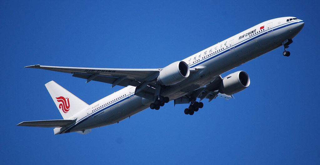 cheapest way to ship toys from china to uk