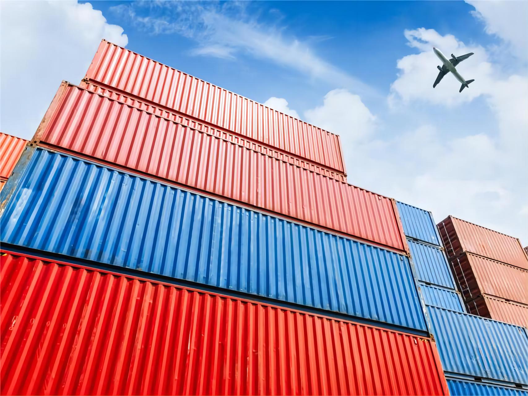 Container ship sailing from Shenzhen port to the UK