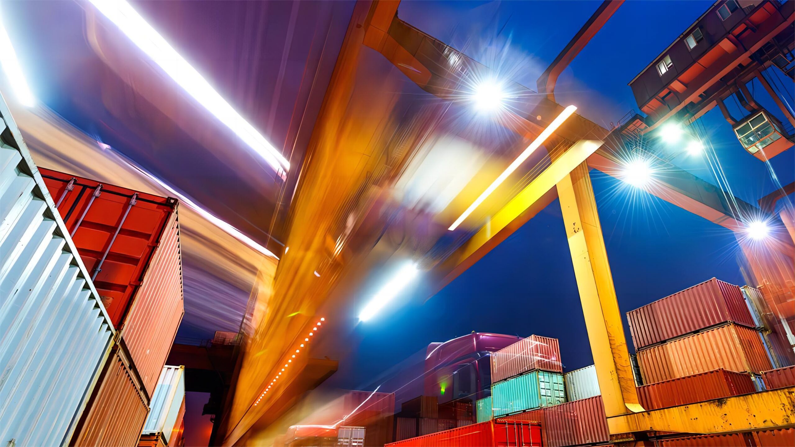 Comparison table of shipping costs and transit times from China to Chicago