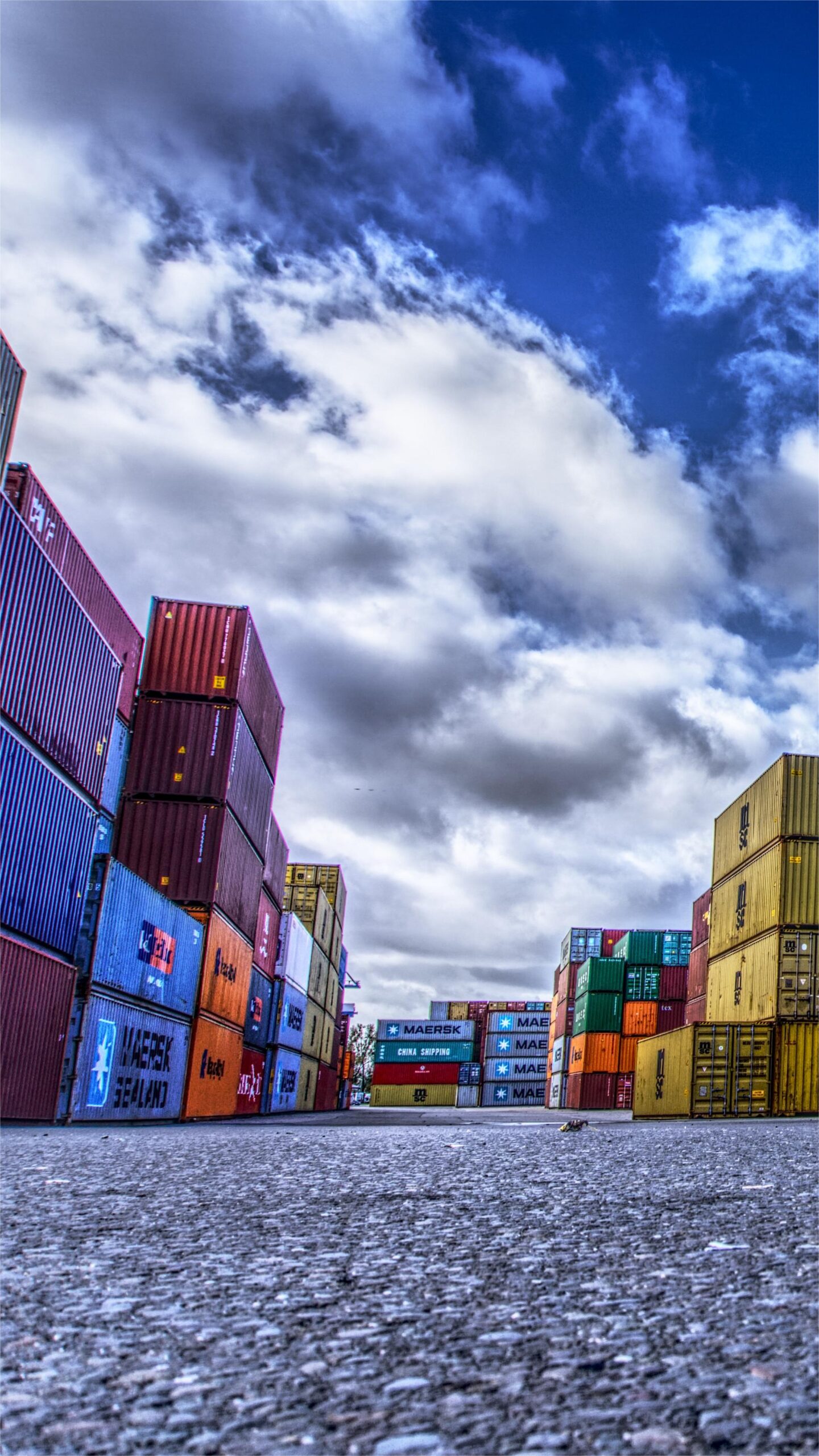 Cargo ship approaching the Port of Houston with FCL textile containers