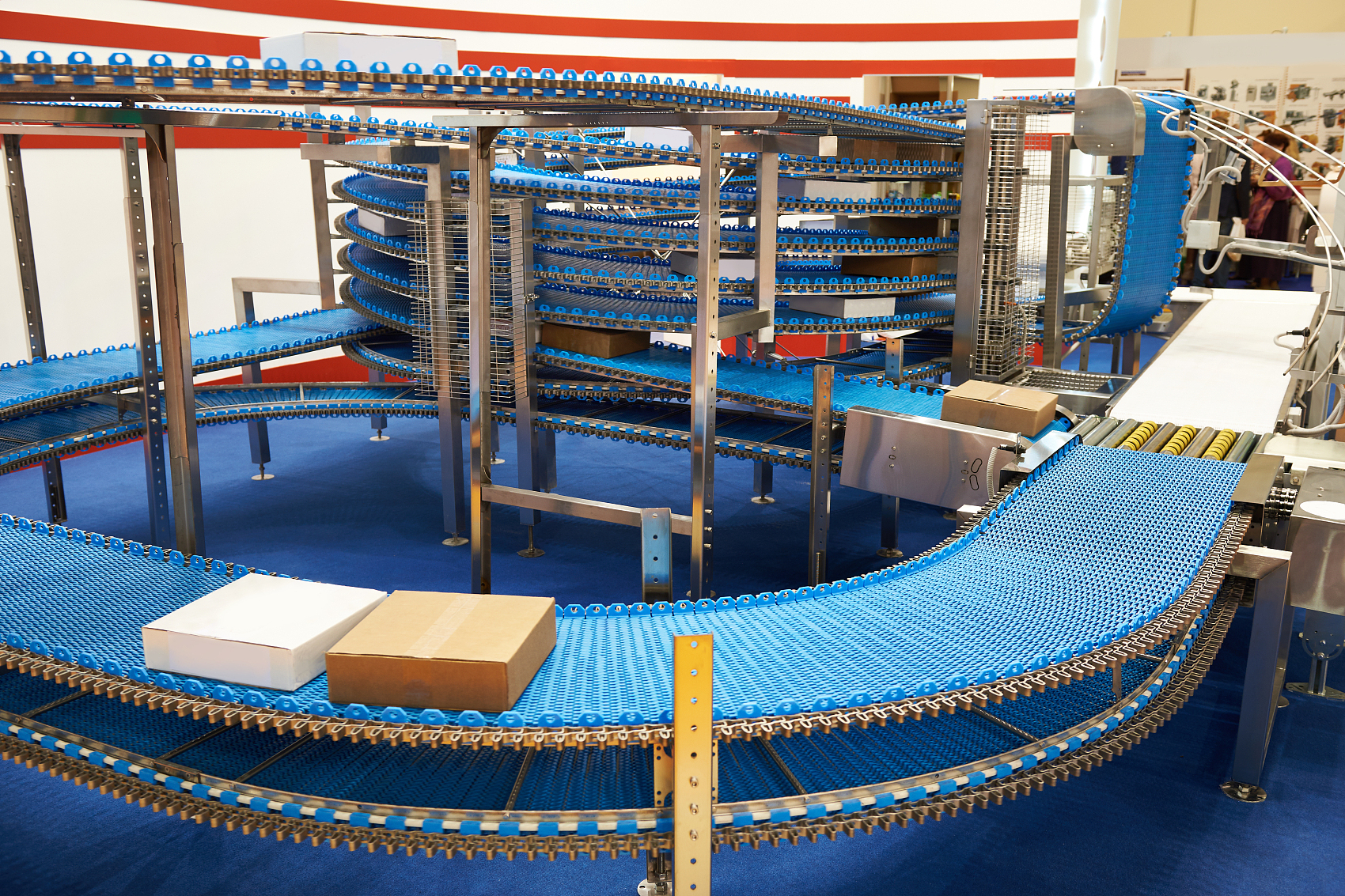A large container ship transporting goods for reliable FCL shipping from China to UK